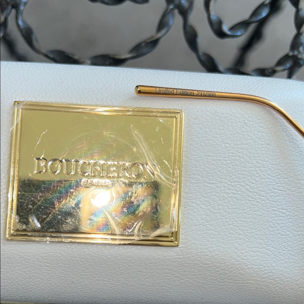 Gold Aviator Sunglasses with Mirrored Lenses - Picture 9 of 12